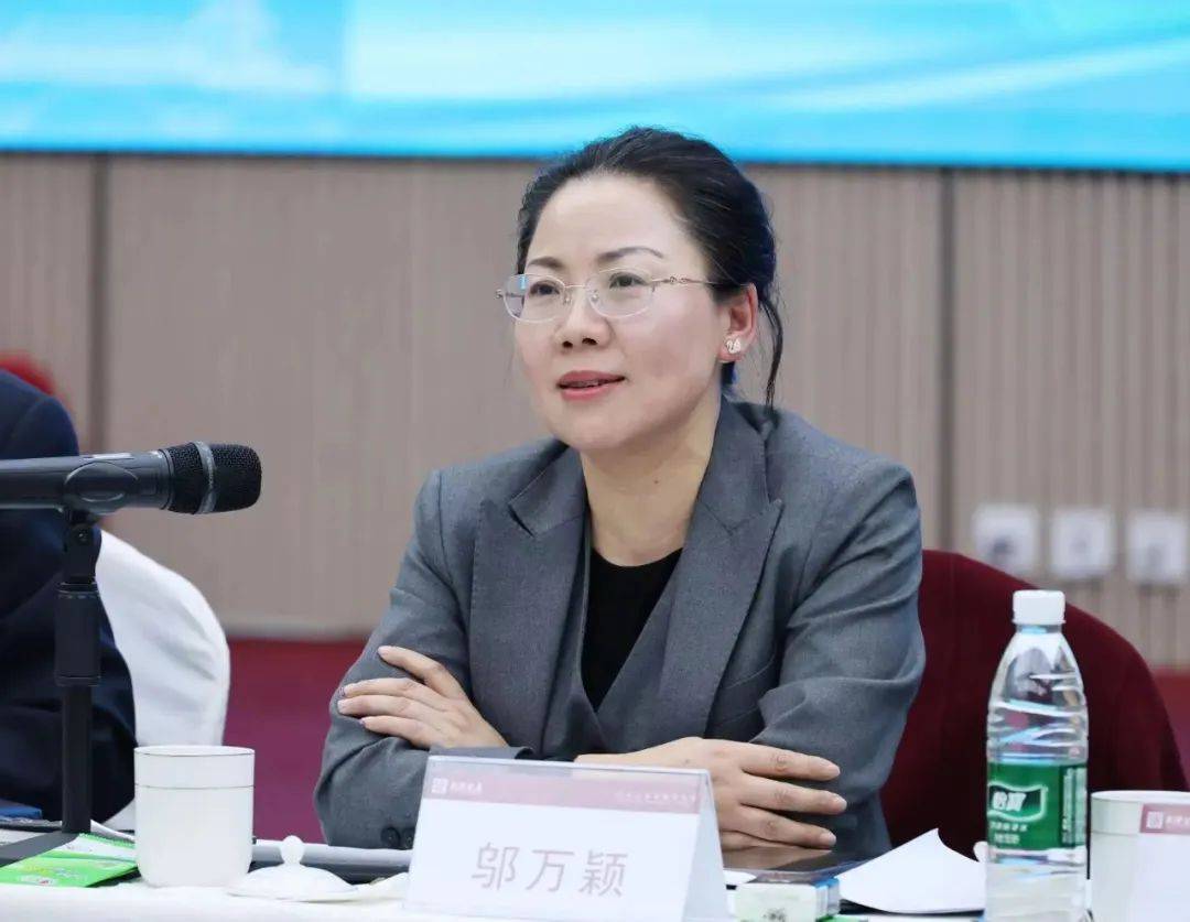 邬万颖<strong></p>
<p>归零币盘点</strong>，被查