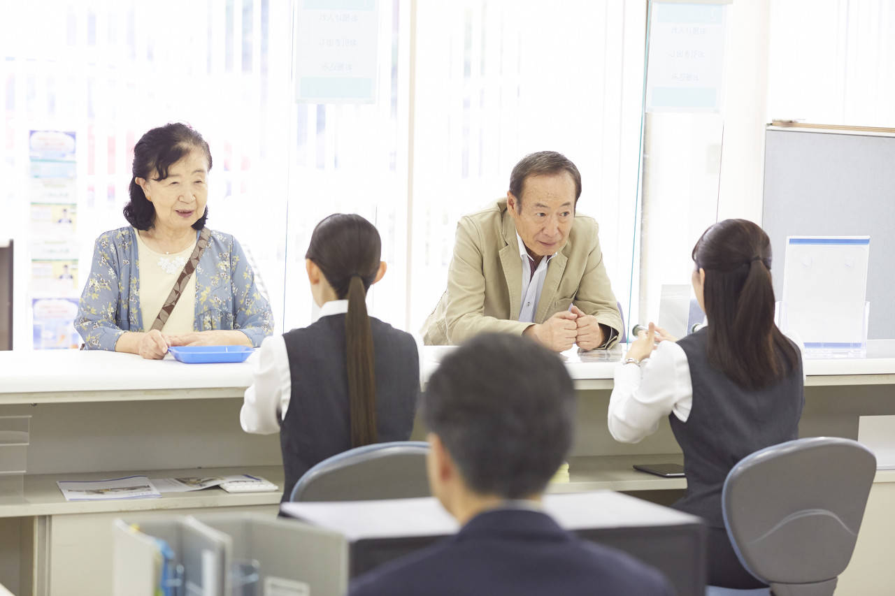 退休后<strong></p>
<p>帮呗币价格</strong>，他们重新开始上班：“工资不高，图个开心”