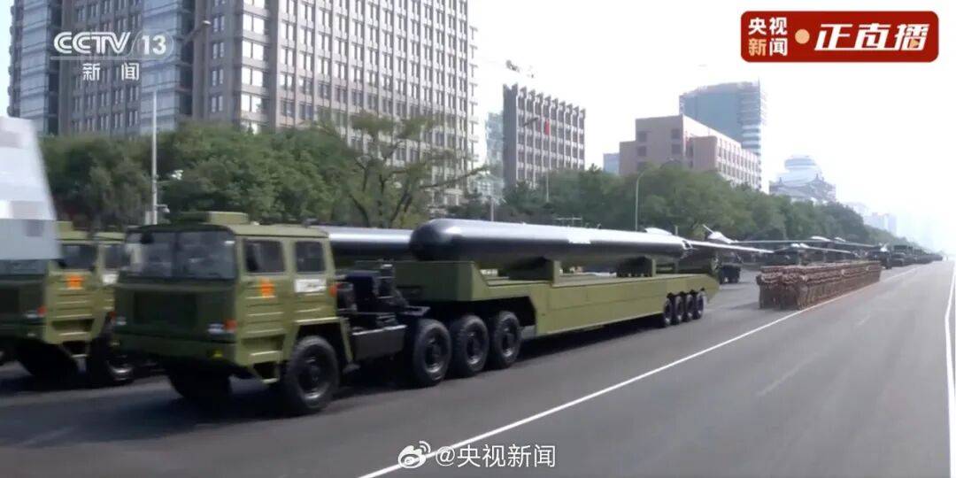 东风-61、巨浪-3、折叠翼预警机、歼-20S<strong></p>
<p>炒币子</strong>，画面披露！