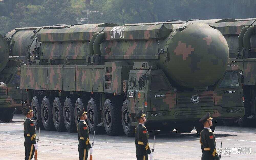 看完阅兵后军事专家感慨：知道中国军力强大<strong></p>
<p>炒币交易软件</strong>，但没想到强到这种程度