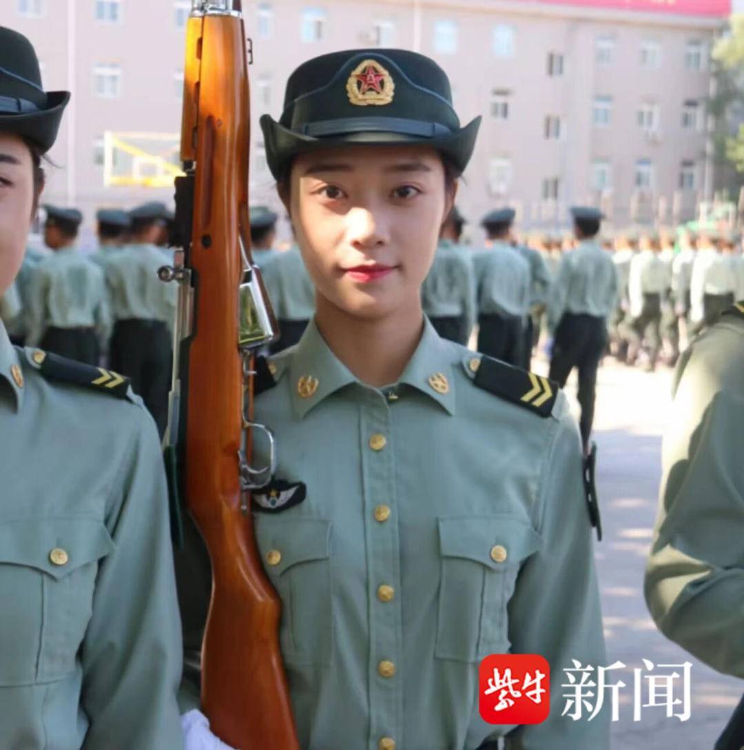 今天<strong></p>
<p>炒币交易软件</strong>，来自南京湖南路女子民兵连的她们在天安门广场接受检阅