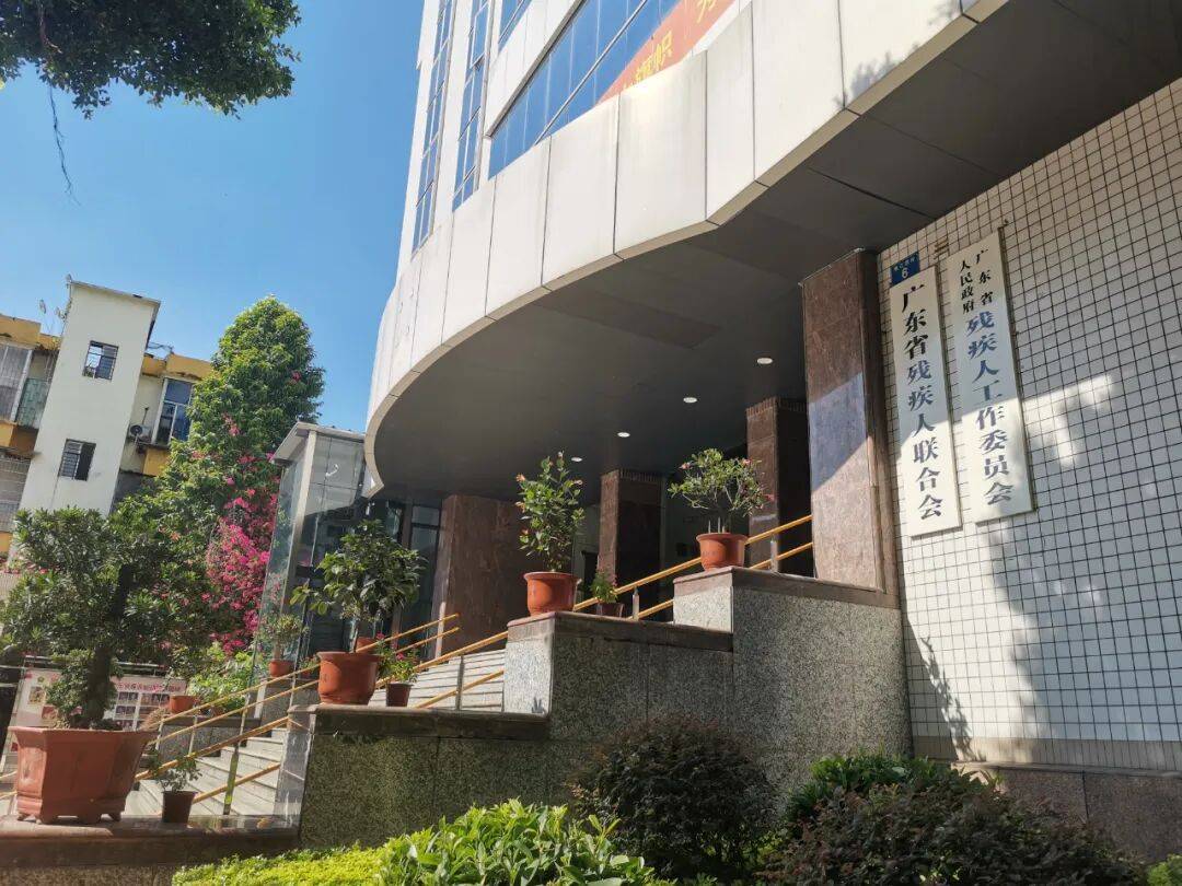 自闭症学生报到当天遭劝退后续：已通过评估<strong></p>
<p>佰通币</strong>，顺利入学