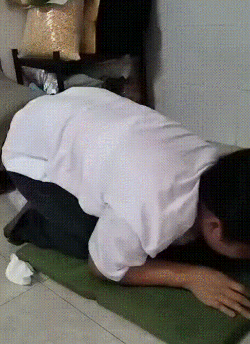 男子自称“玉皇大帝”<strong></p>
<p>佰通币</strong>，奸淫妇女10人，敛财超500万元