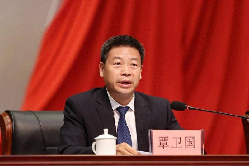 覃卫国不再担任安徽省副省长<strong></p>
<p>炒币亏</strong>，此前已任安徽省委政法委书记