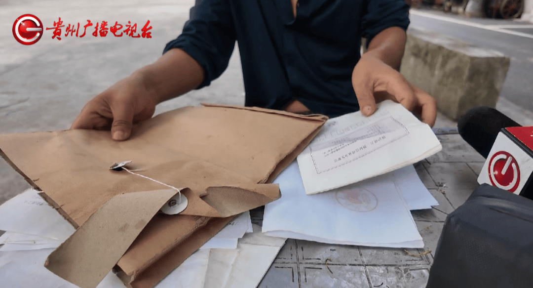 心酸！12岁男孩“独居”贵阳一安置房内<strong></p>
<p>币友圈</strong>，父亲回应：迫于无奈，因为……