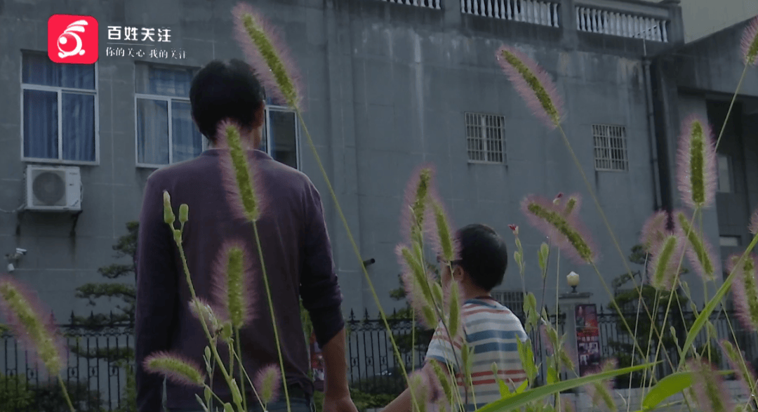 心酸！12岁男孩“独居”贵阳一安置房内<strong></p>
<p>币友圈</strong>，父亲回应：迫于无奈，因为……