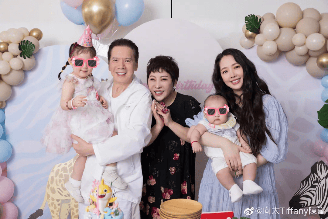 向太回应“向家破产”传闻：珠宝、豪宅都在<strong></p>
<p>cbb炒币吧</strong>，还养着1000多名员工；向佐力挺：说话的人请有点底线