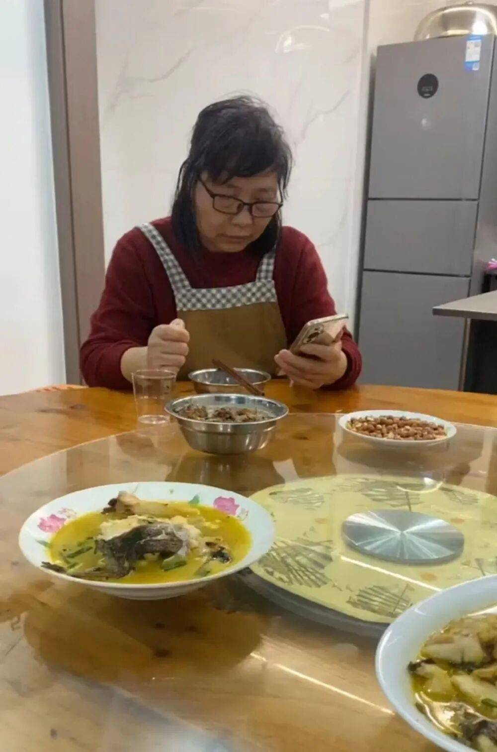 “看到妈妈46个未接来电<strong></p>
<p>cbb炒币吧</strong>，心像被重锤击中”