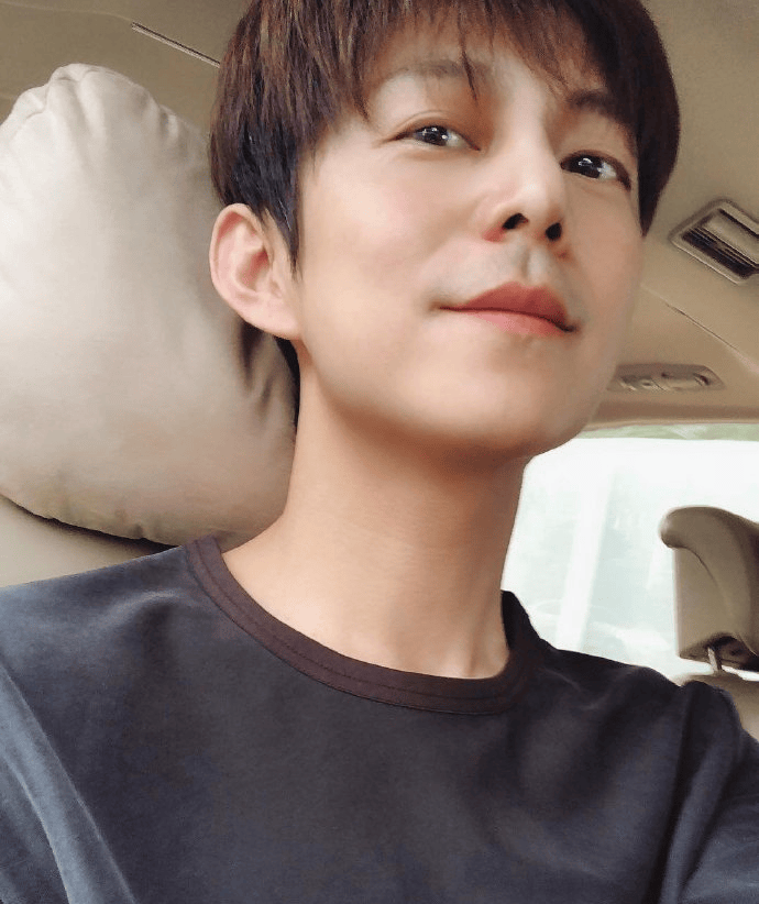 51岁何炅坦言：精力大不如前<strong></p>
<p>币圈常见问题</strong>，我现在特别痛苦，又近视又老花