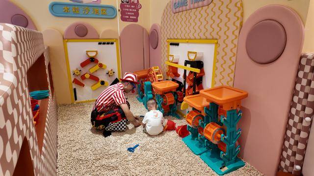 海底捞<strong></p>
<p>币圈常见问题</strong>,和西贝“抢娃”