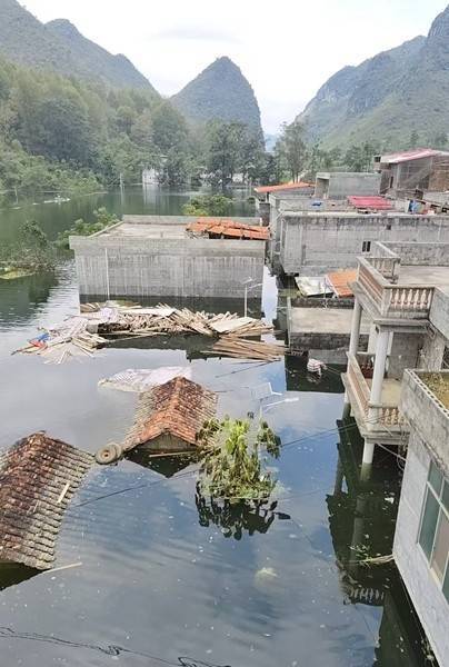 百色多个村庄被困水中已超半月<strong></p>
<p>xrp币行情</strong>，长涝难退为何重演？