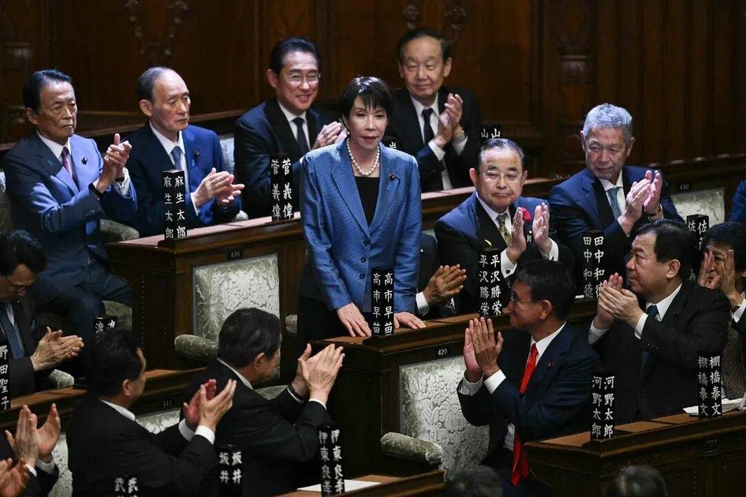 石破茂卸任当天<strong></p>
<p>柚子币行情</strong>,离开官邸时笑得合不拢嘴;此前吐槽当首相太累,没多少让人开心的事情