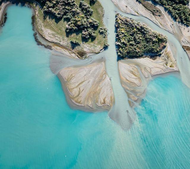 青年说 | 到中亚<strong></p>
<p>币圈神话</strong>,奔赴一场激动人心的“探秘”