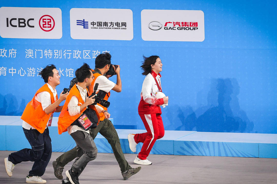 十五运惊现“水花消失术”<strong></p>
<p>m链币</strong>,全红婵复出首秀夺冠