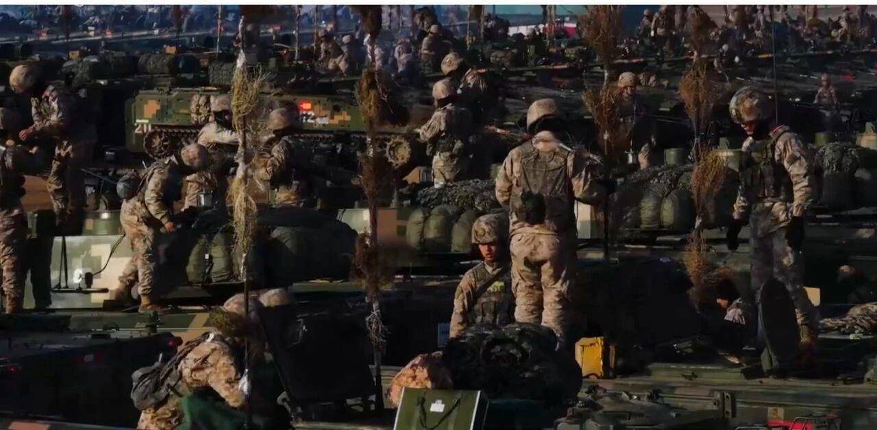 大场面！机器狗、无人机开路<strong></p>
<p>币圈合约</strong>，实兵对抗演练画面公布