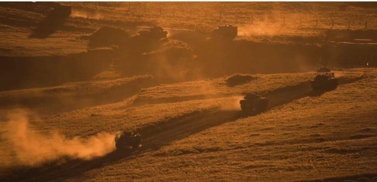 大场面！机器狗、无人机开路<strong></p>
<p>币圈合约</strong>，实兵对抗演练画面公布