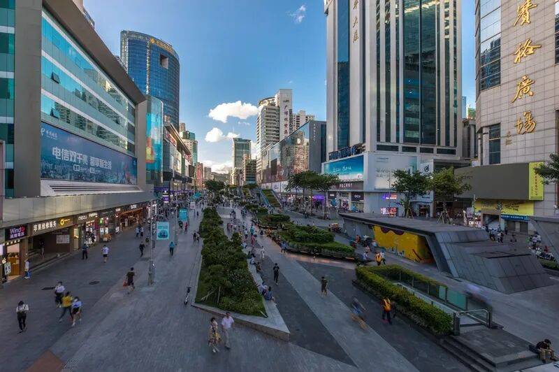 价格翻倍!华强北集体暴涨!深圳卖家:不敢囤货<strong></p>
<p>币圈一天</strong>,但可能更贵