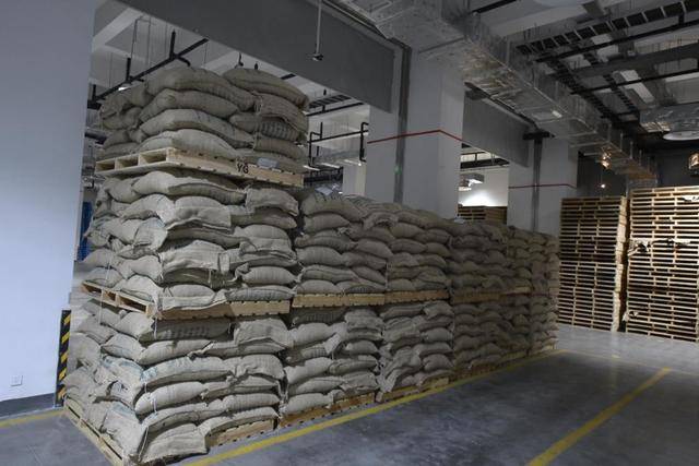 四中全会精神在基层丨记者手记:不产一粒生豆<strong></p>
<p>币圈一天</strong>,昆山何以打造千亿元级咖啡产业?