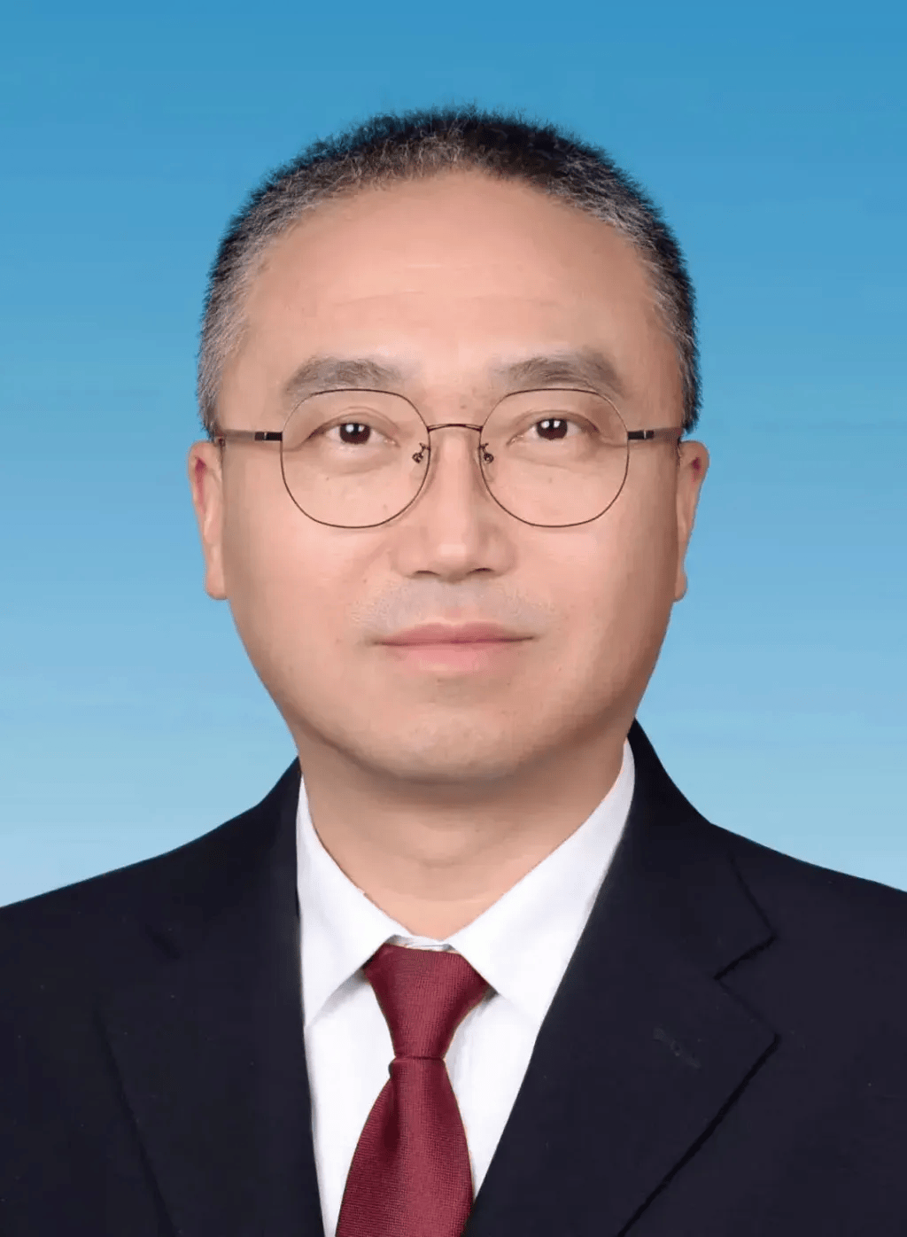 多名省级党委秘书长调整<strong></p>
<p>币圈一天</strong>,4人跨省履新