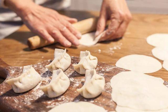 百年难遇“早立冬”来了<strong></p>
<p>币圈一天</strong>!有啥讲究?早看早准备!