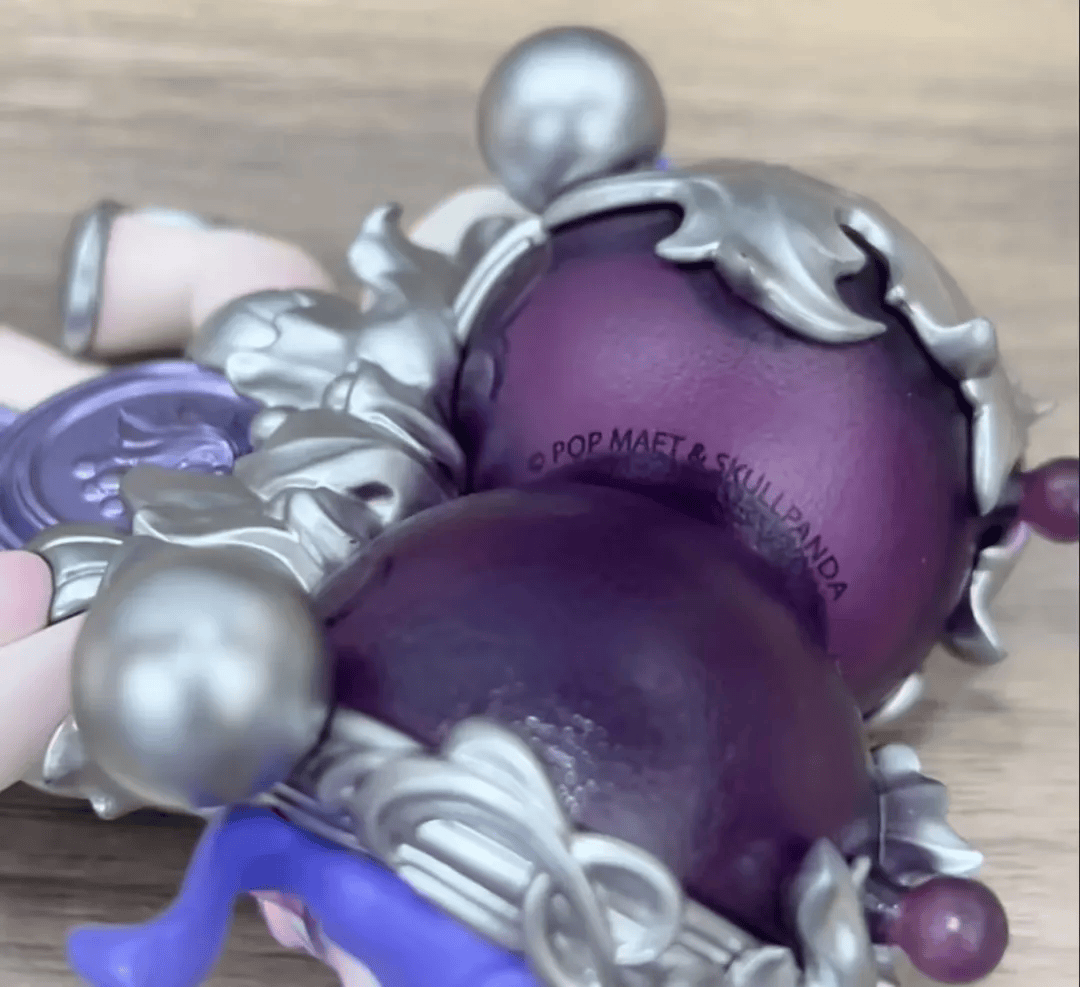 泡泡玛特突发<strong></p>
<p>币圈一天</strong>!紧急下架