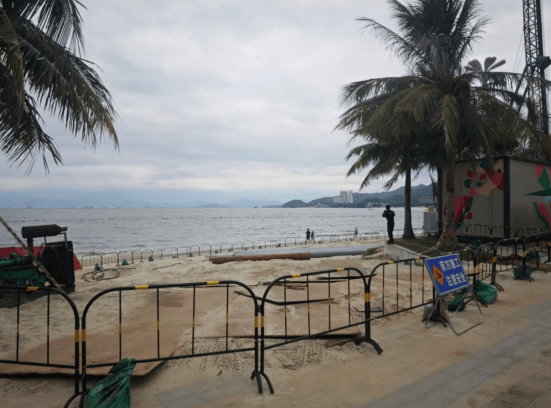 单价1.6万元买的海景房<strong></p>
<p>炒币工具</strong>,如今二手房仅6000多元!开发商改造道路遭业主强烈反对:散步时景观视野将受明显影响