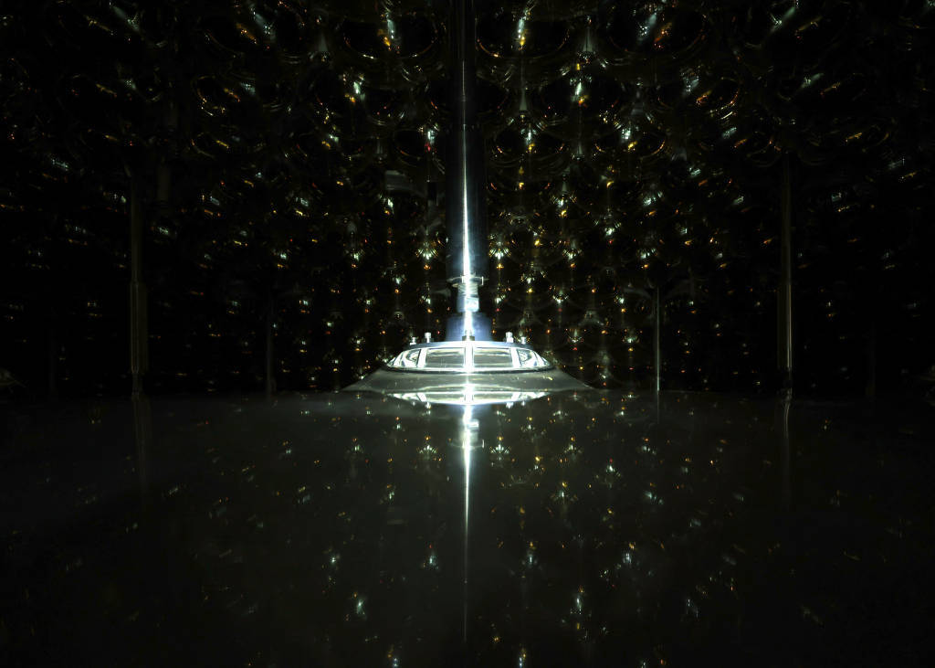 镜头内外|地下700米<strong></p>
<p>华夏评级币</strong>,国之重器捕捉“幽灵粒子”