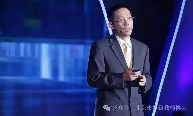 施一公:无论什么学科<strong></p>
<p>共链币</strong>,物理、工程、生物、文科,我认为最不重要的是智商!