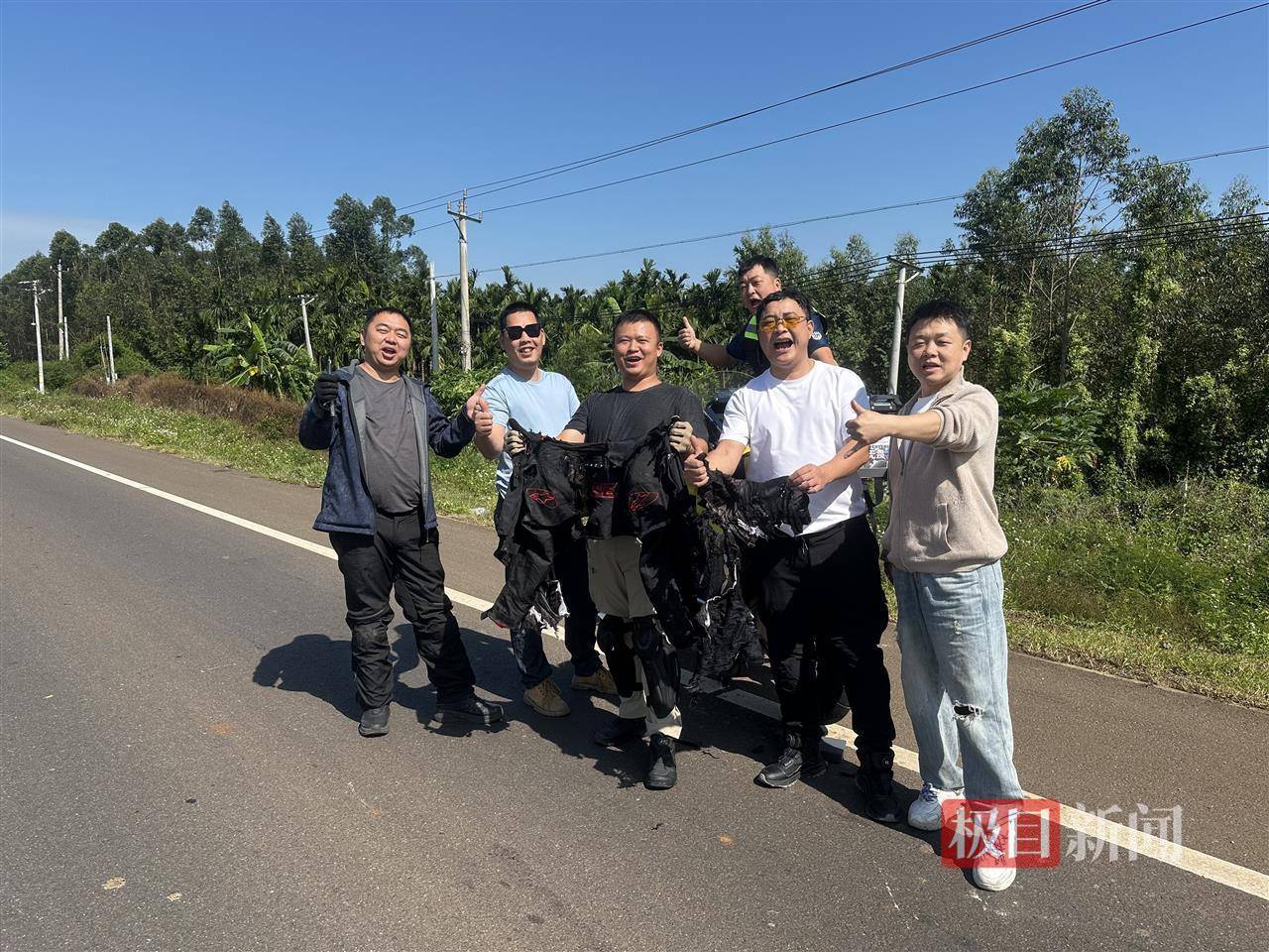 海南一女子被野蜂围攻躲进电动车挡风被<strong></p>
<p>网络币交易</strong>,5名摩友挥舞衣服施救