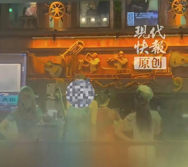 罚款9万元<strong></p>
<p>摩登币</strong>!徐州一烧烤店擅自举办男模秀、旗袍美女等演出