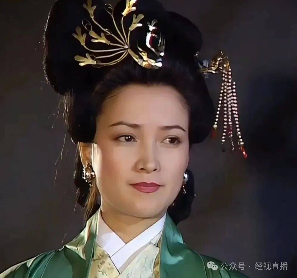 “何晴告别仪式”不公开对外吊唁<strong></p>
<p>一元月亮币</strong>,好友:她本想跟李雪健一样,战胜病魔,走回舞台