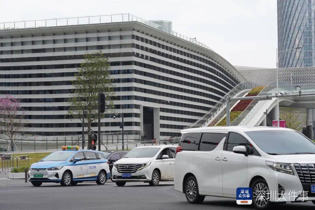 已撤下！深圳网红地标火速拆除争议招牌<strong></p>
<p>海南欧亚币</strong>，曾连夜发公开信